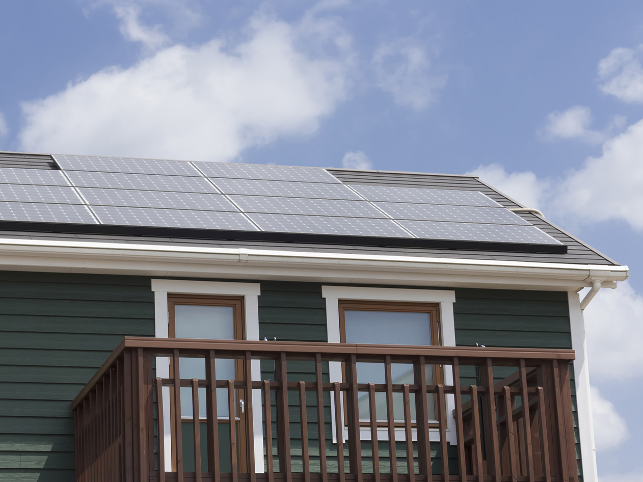 契約者が増える度に太陽光発電システムが設置され、契約を更新すると、ポイントが増える。